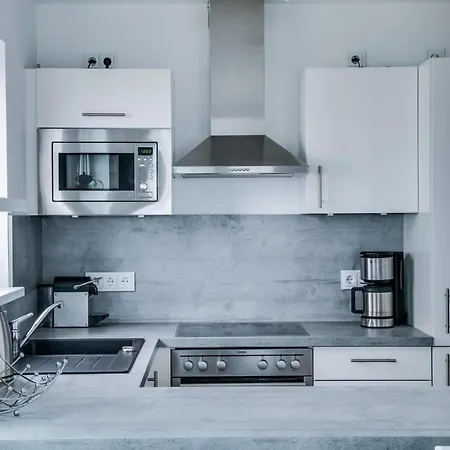 Living אולפניץ